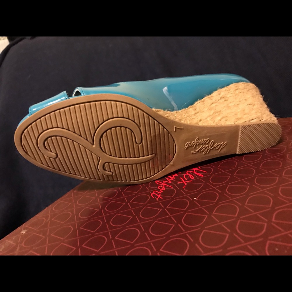 Turquoise Sandal - Picture 3 of 3